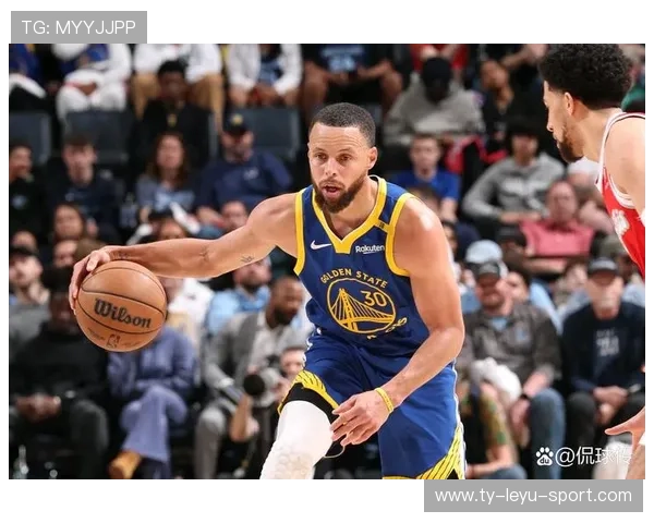 2018年季后赛：库里关键三分逆转取胜，赢得全场喝彩，2018nba总决赛库里场均数据